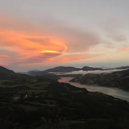 Duplex 80M2 With Amazing View On A Quiet Place * Montclar (Alpes-de-Haute-Provence)